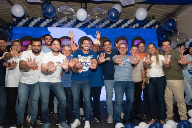 Jorginho-Araujo-em-Malhador-ao-lado-do-prefeito-Assisinho-governador-Fabio-e-diversas-liderancas